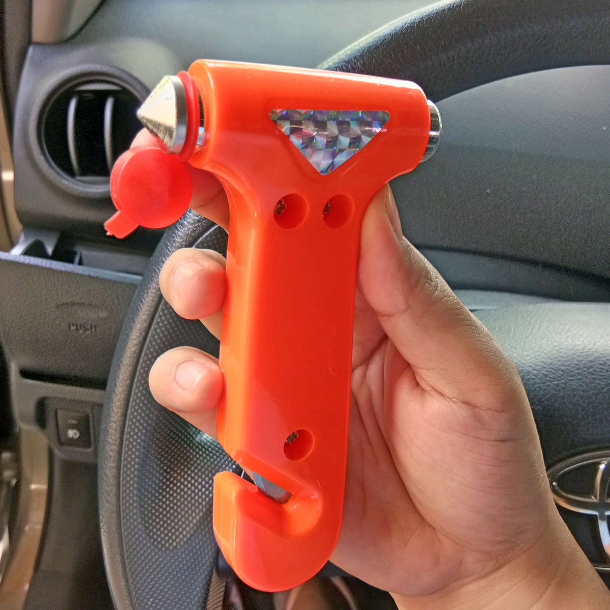 A car escape tool that breaks windows works on tempered glass only
